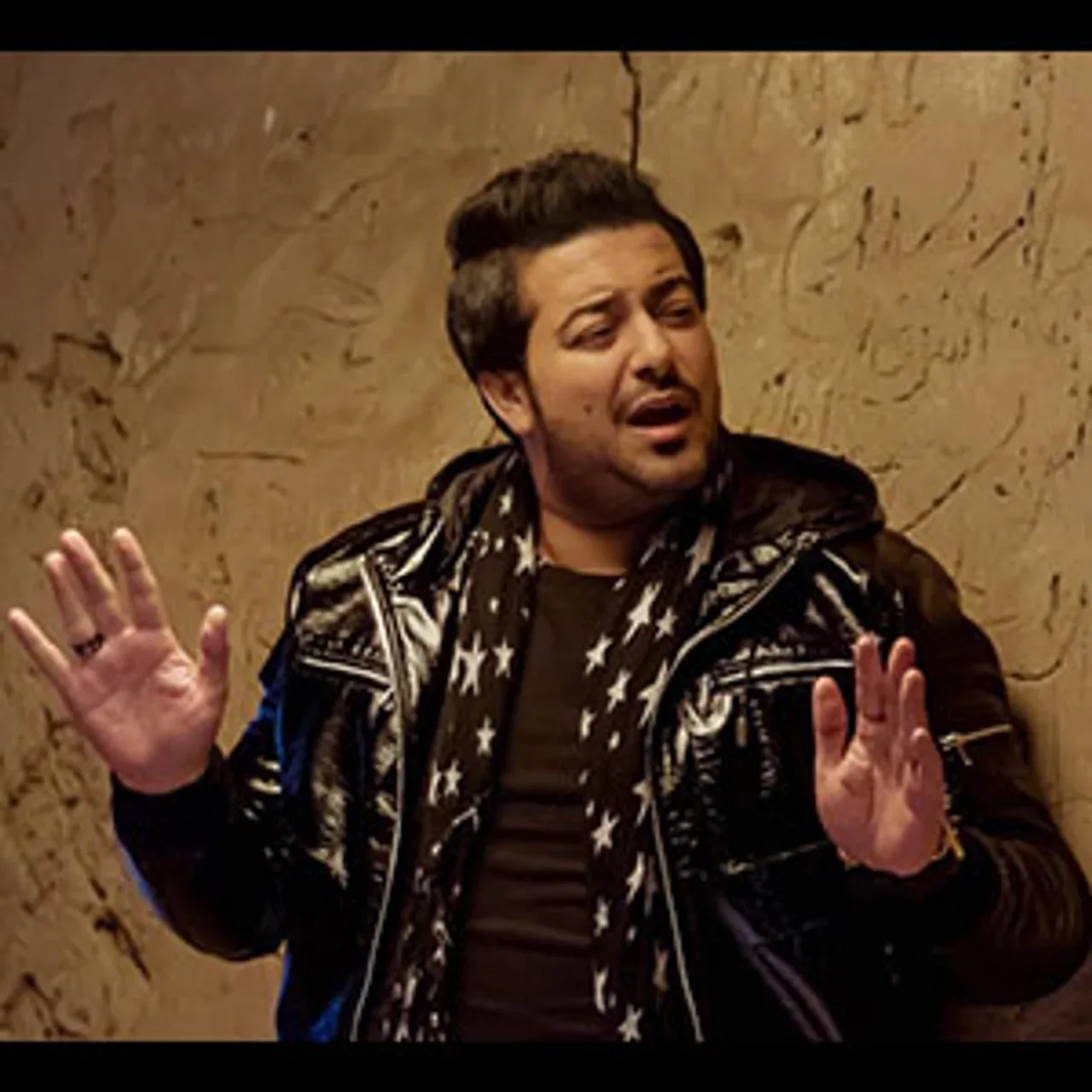 بتبني في حلم