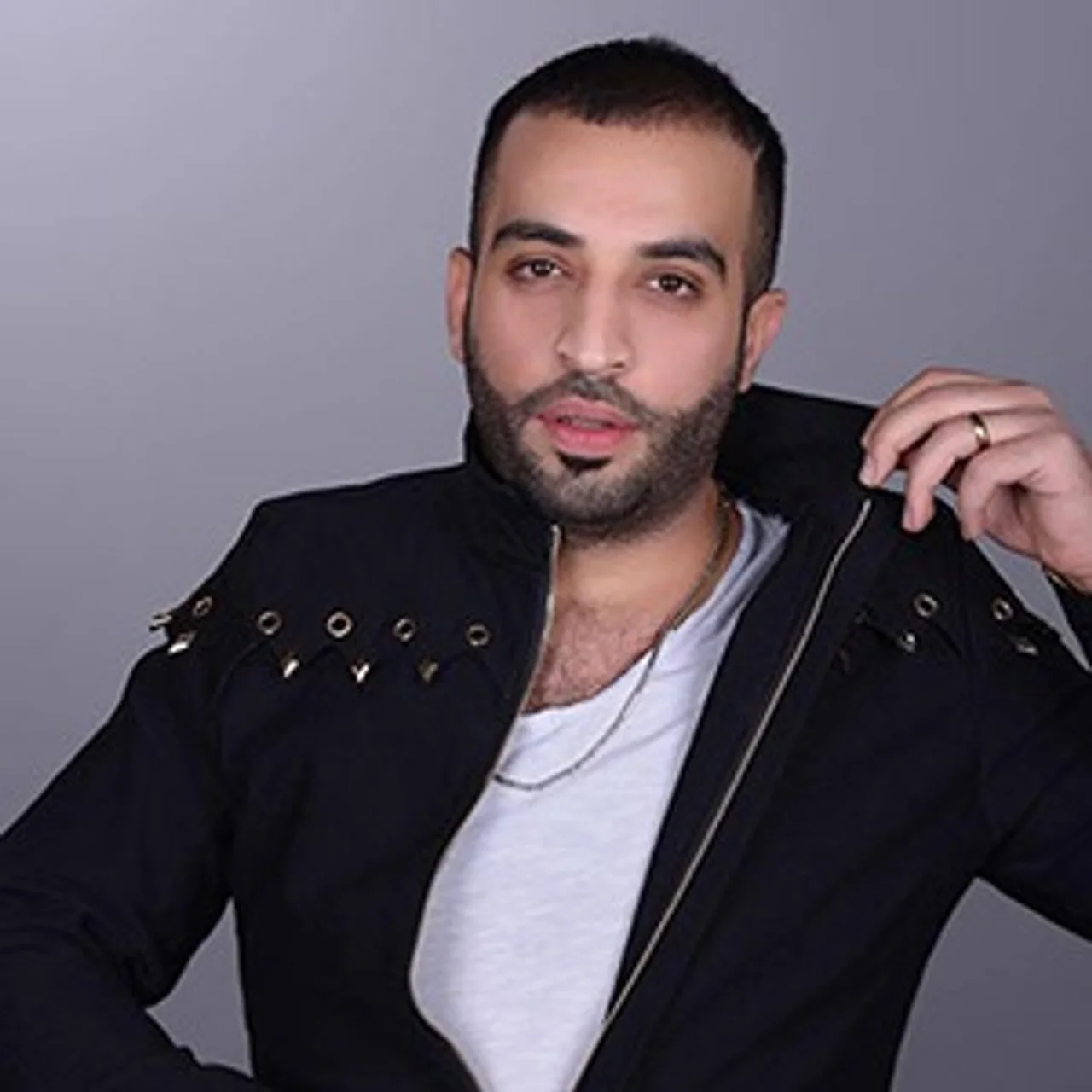 سيف عامر